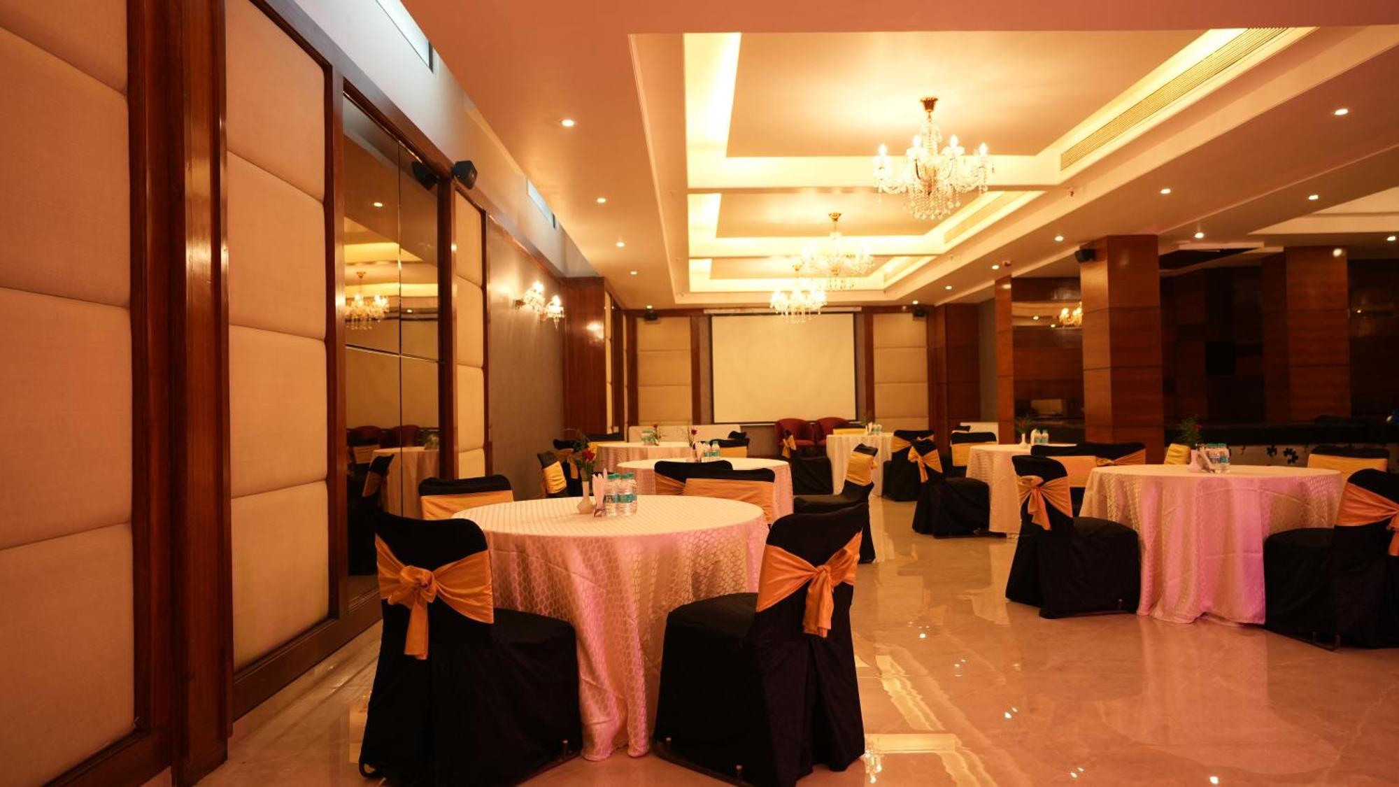 Hotel Africa Avenue - Greater Kailash 1 New Delhi Ngoại thất bức ảnh